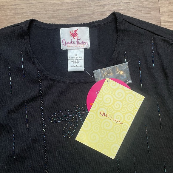 Quacker Factory Womens Beaded Silk Blend Sweater Size XS Black Dragonflies - Picture 3 of 11